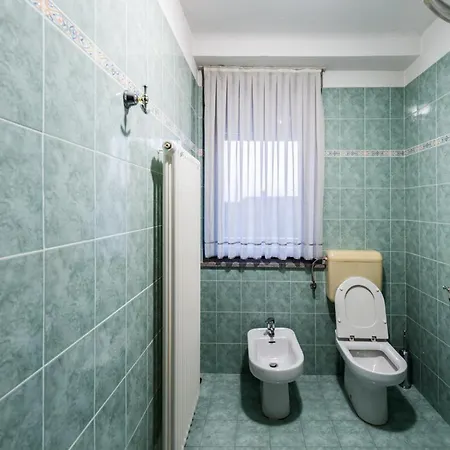 Hisa Orel Apartman *