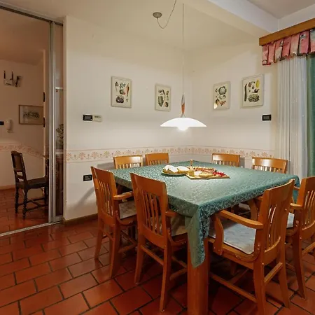 Hisa Orel Apartman *