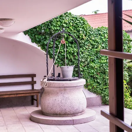 Hisa Orel Apartman Kriz