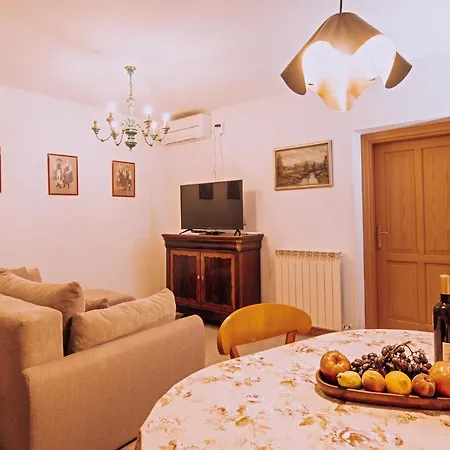 דירה Hisa Orel *