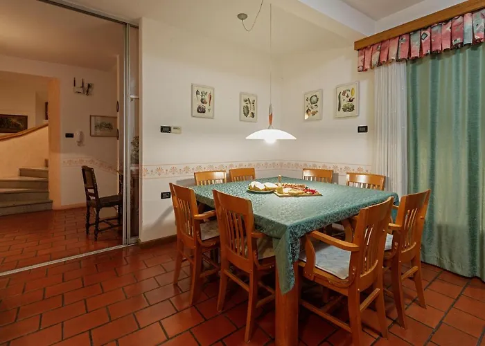 Hisa Orel Apartmán *